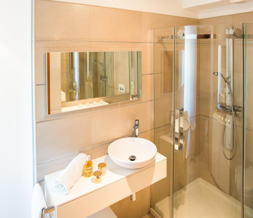 Luxurious City Retreat With Pool Шибеник Экстерьер фото