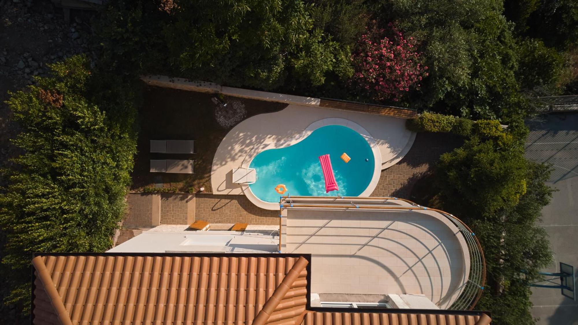Luxurious City Retreat With Pool Шибеник Экстерьер фото